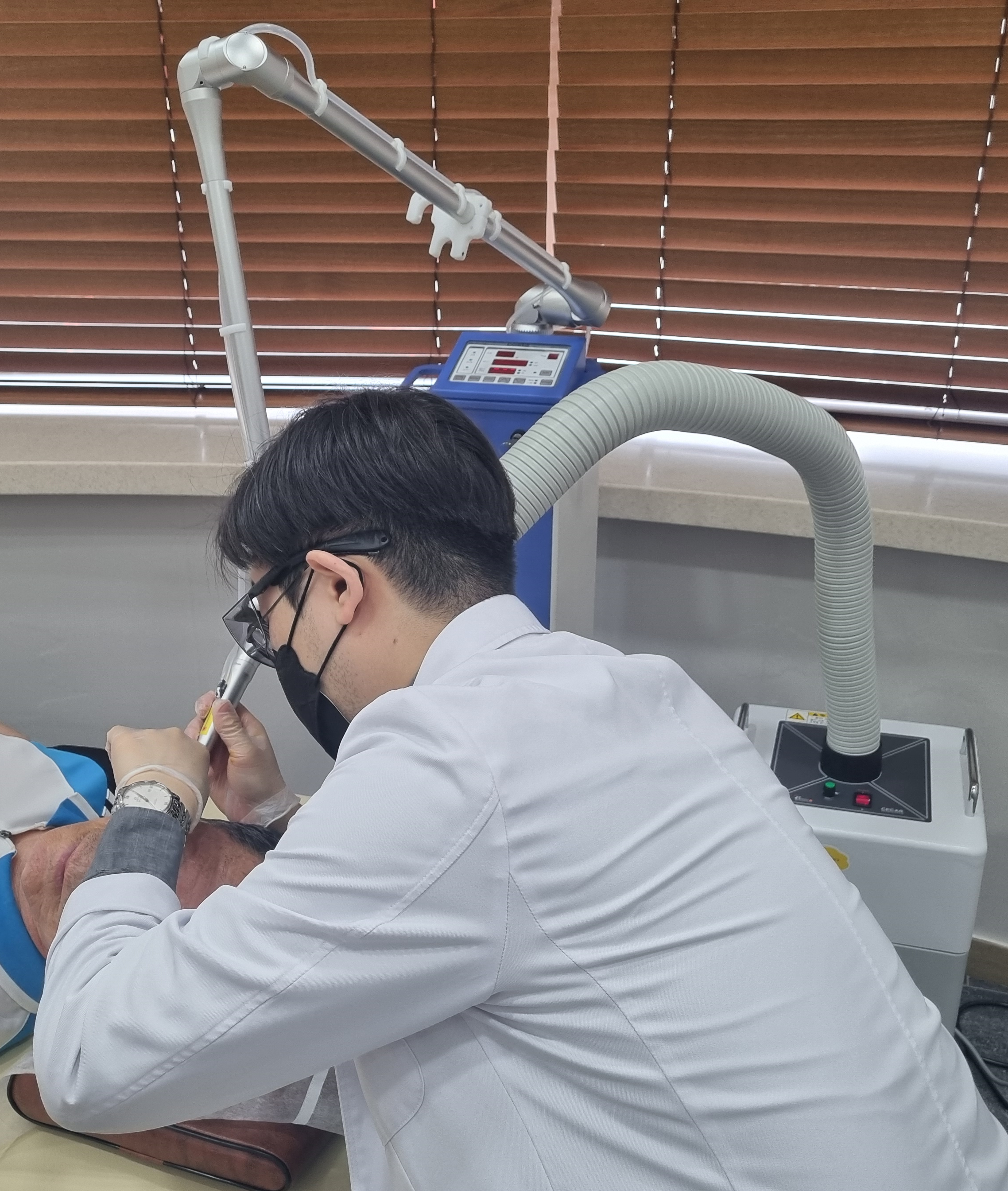 스트라텍 STL-3000P 기기